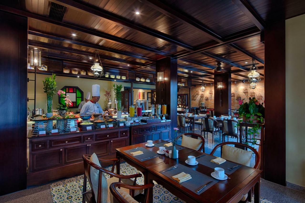 Little Riverside Hoi An . A Luxury Hotel & Spa Exterior foto The restaurant at the hotel